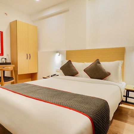 Super Townhouse The Landmark Indore Extérieur photo
