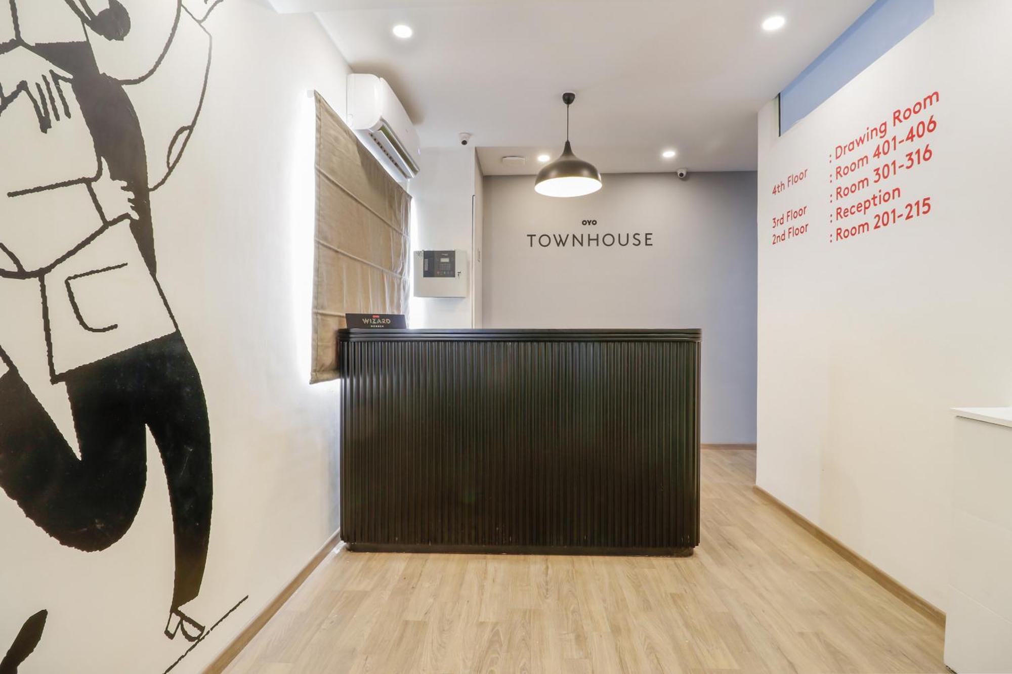 Super Townhouse The Landmark Indore Extérieur photo